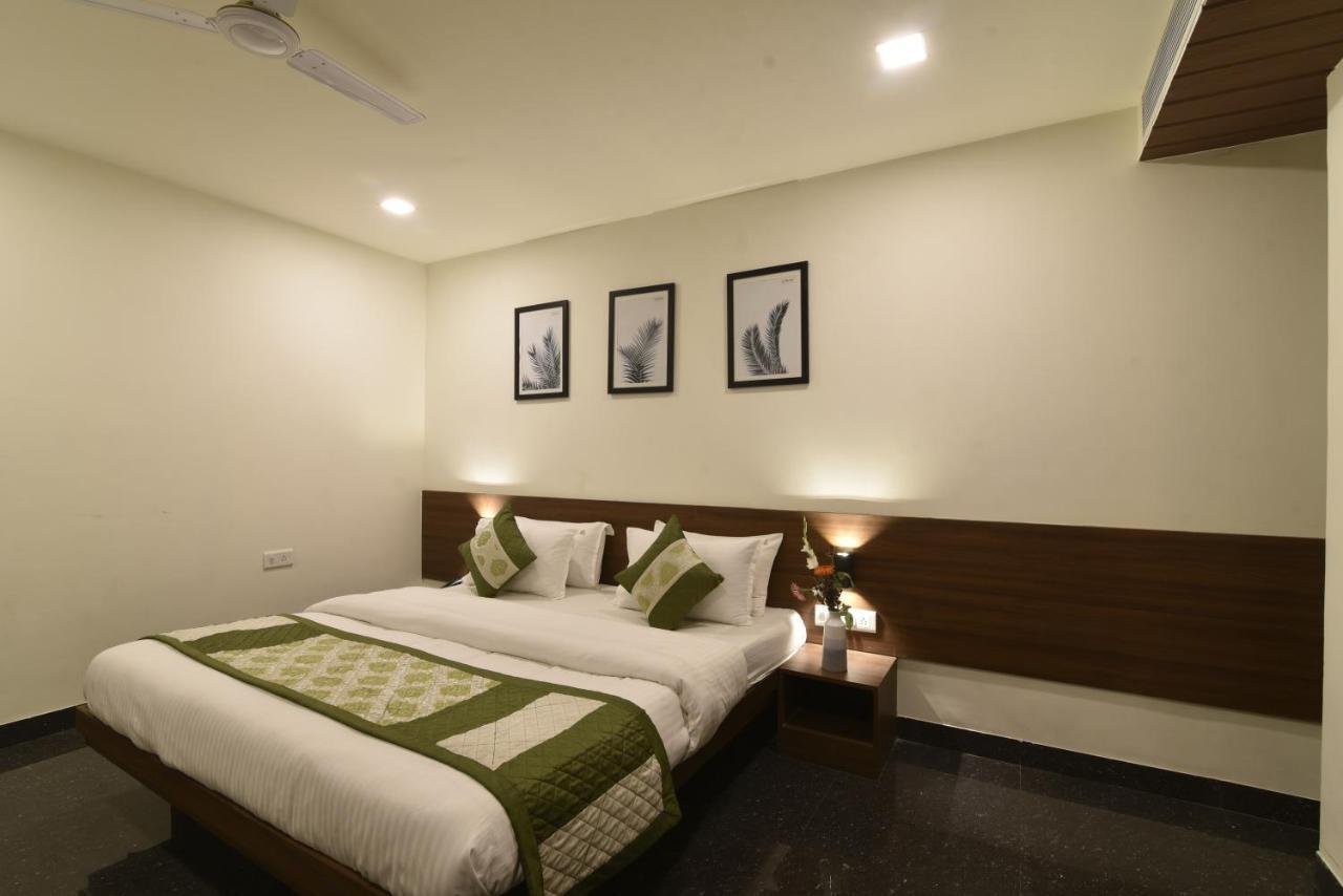 Hotel Clove Bijāpur Exterior foto