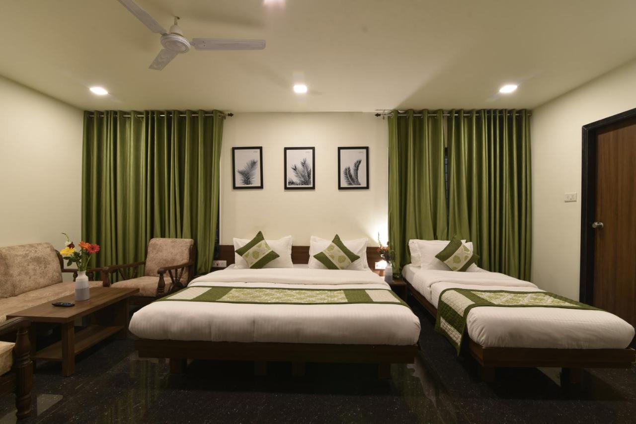 Hotel Clove Bijāpur Exterior foto
