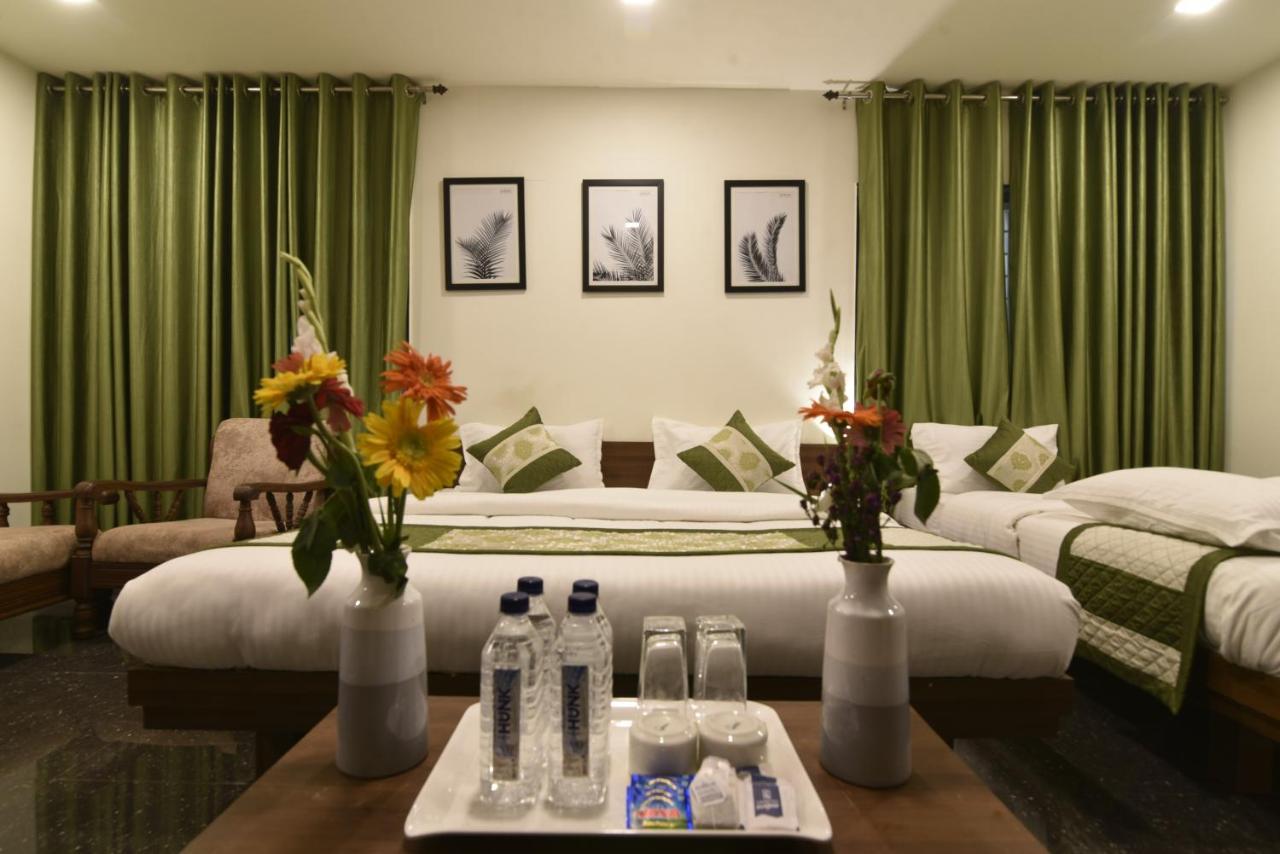 Hotel Clove Bijāpur Exterior foto